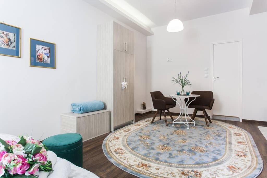 Lovely Suite 5 Min. From Syntagma Square, Ateny Zewnętrze zdjęcie